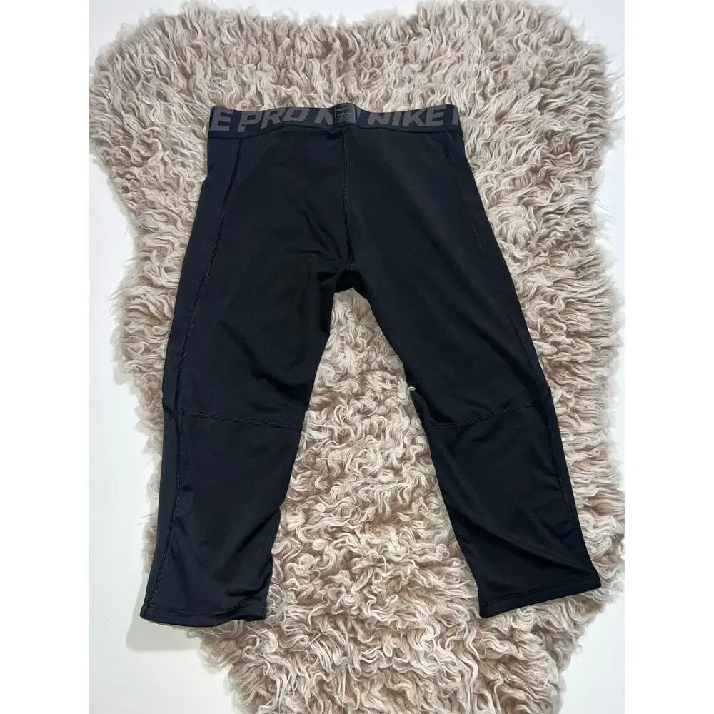 Nike pro kids black compression capris